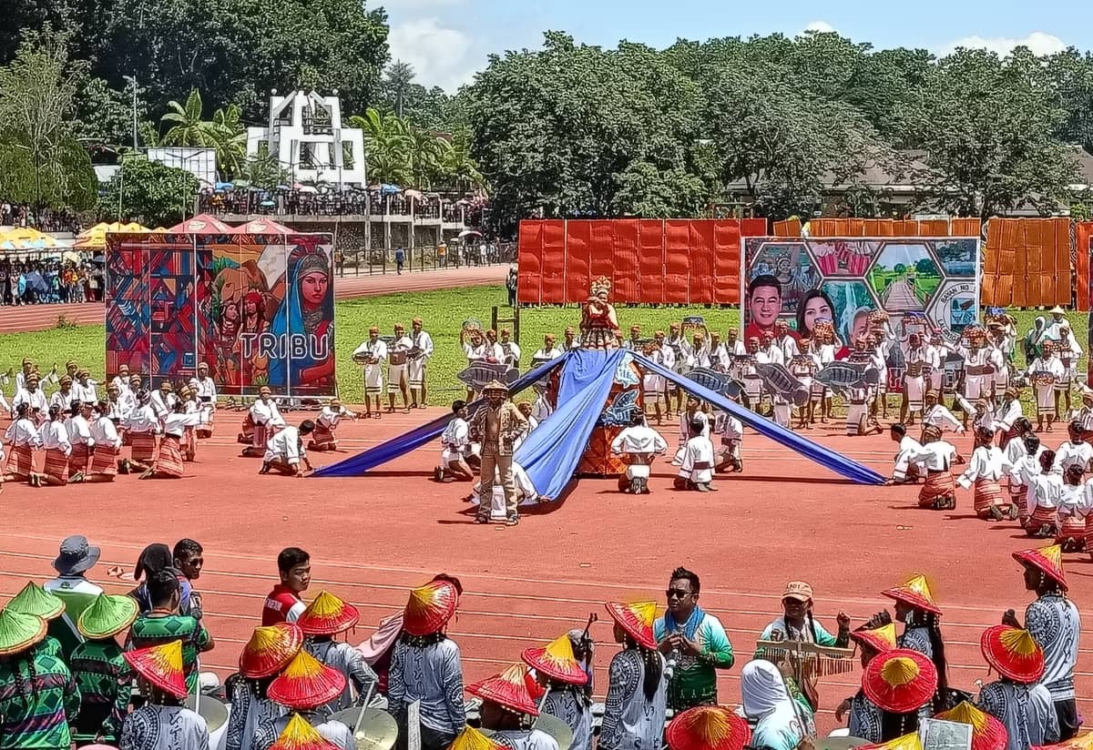 Panagdadapun Festival street dance presentation.