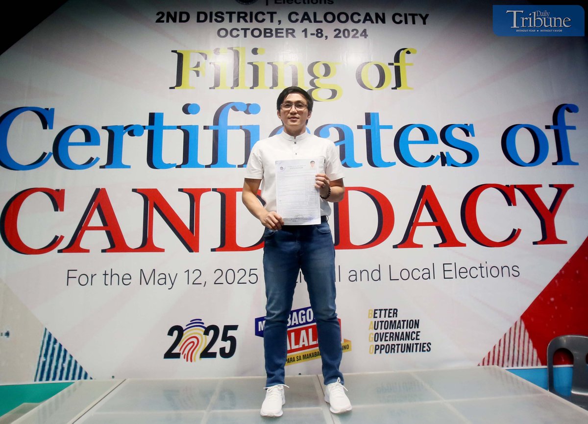 Former Caloocan City councilor PJ Malonzo – the son of former Mayor Rey Malonzo -- is seeking the city’s vice mayoralty post as he files his certificate of candidacy at the SM City Grand Central in Sunday. He will be the running mate of former Senator Antonio Trillanes IV, who is seeking the city’s local chief executive post. Photo/Analy Labor