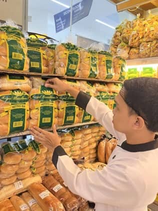 Royal Breadhaus offers more than 300 bread and pastry products.