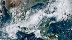 Losing everything: hurricane hits retirement complex in Florida