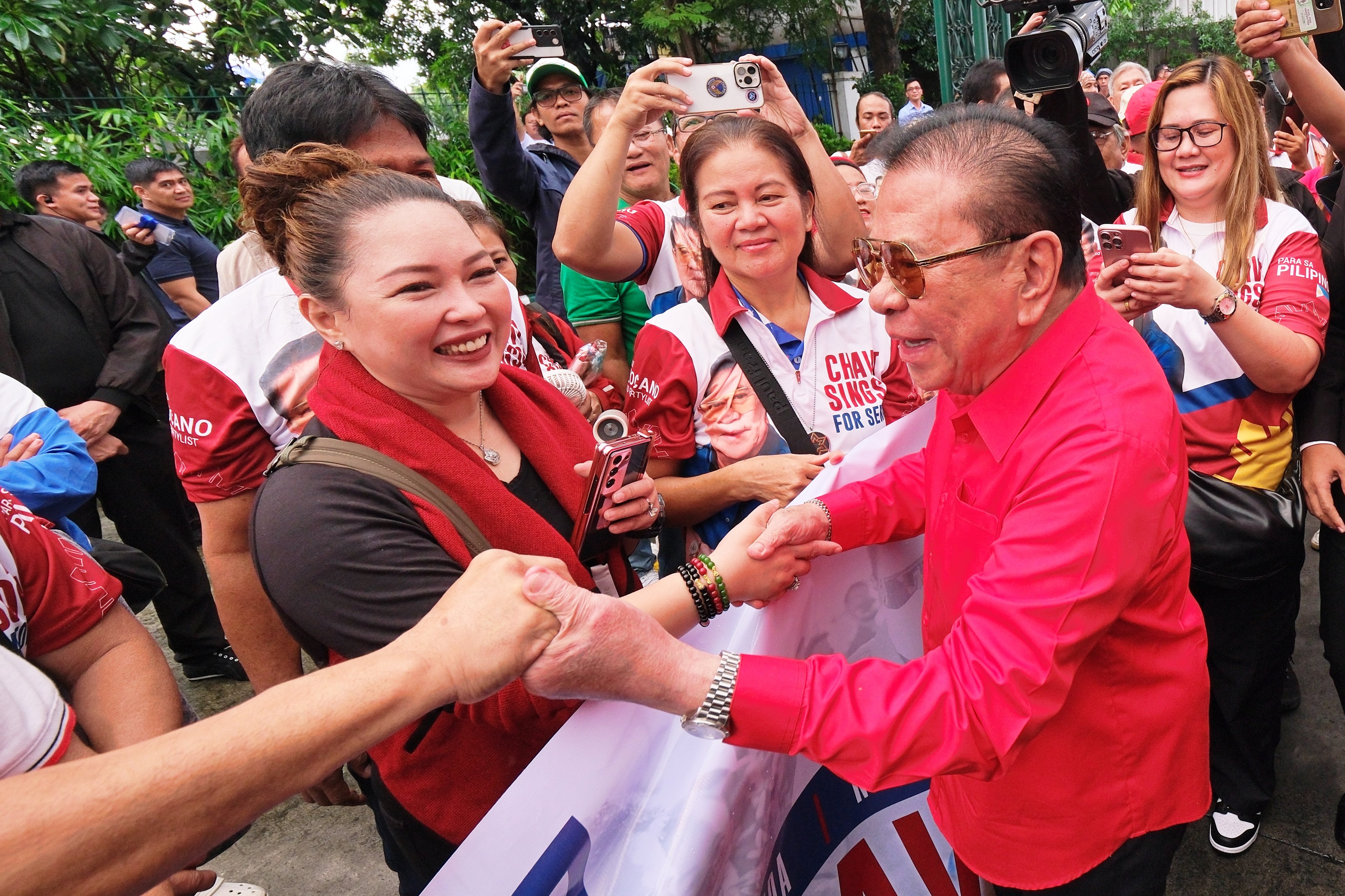 Transport groups hail Chavit’s Senate run