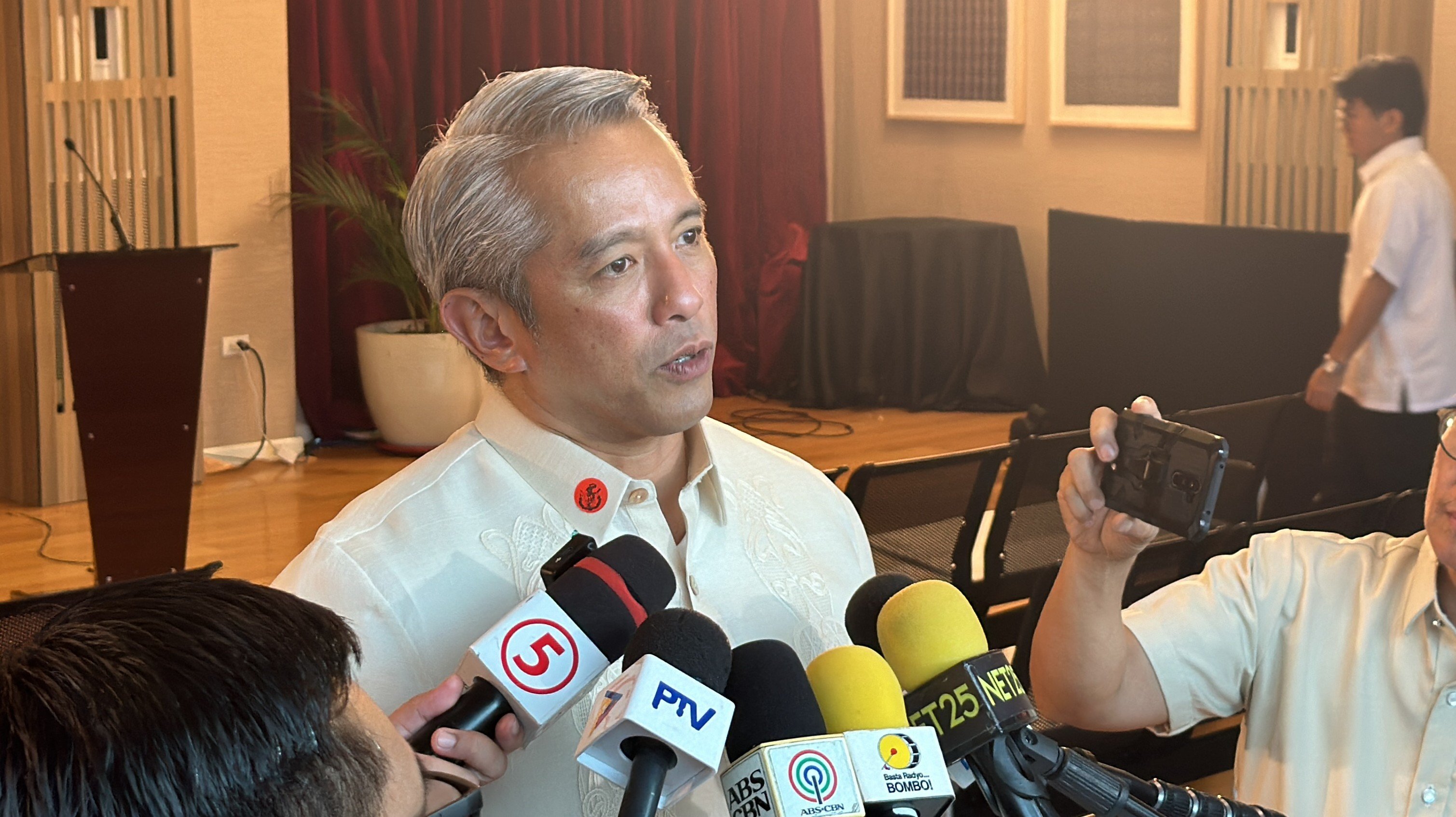 DILG warns public of scammers posing as Remulla’s executive assistant