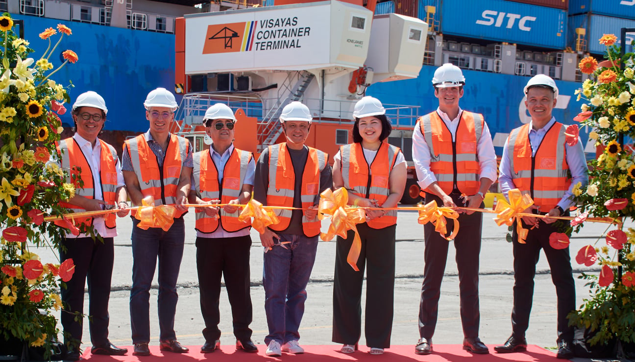 VCT starts mobile harbor cranes ops  
