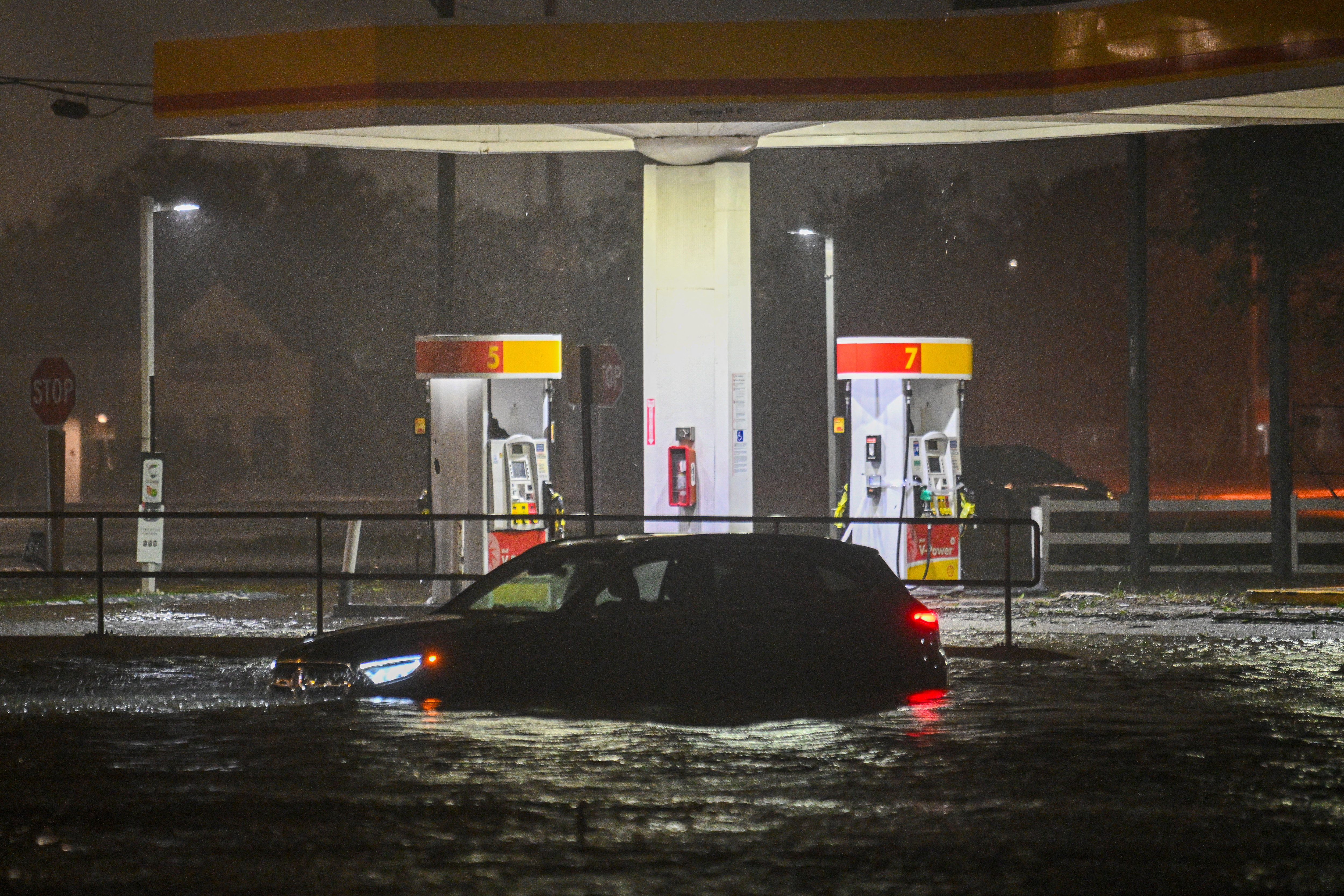 Monster Hurricane Milton Makes Landfall, Batters Florida Coast
