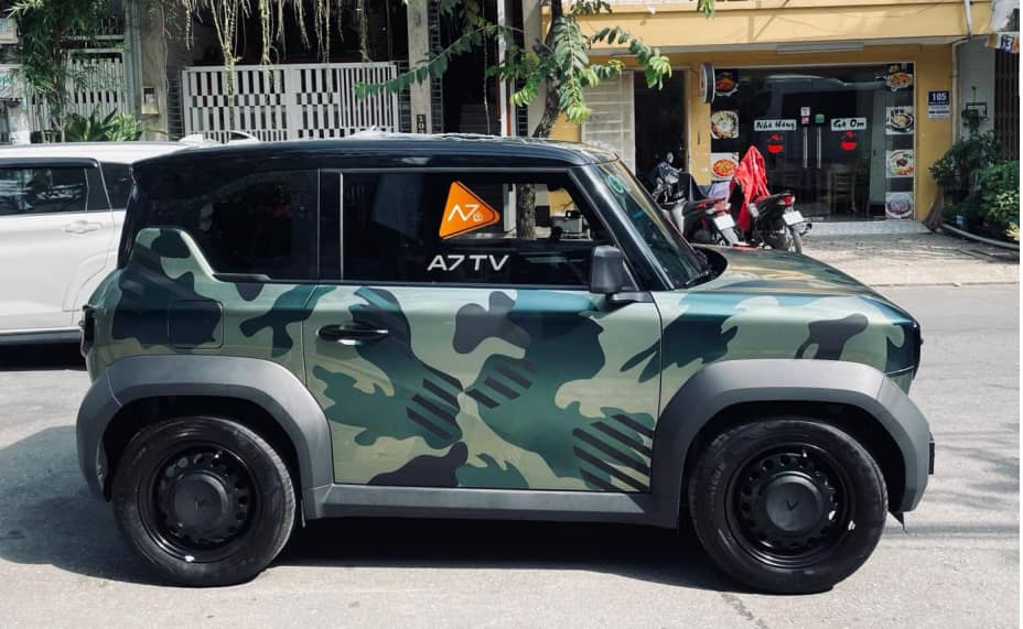 Camo mini-SUV.