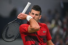 Djokovic storms into Shanghai semifinals