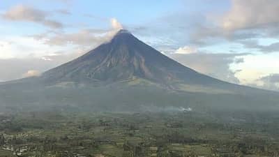 Mayon eruption triggers mandatory evacuations in Albay