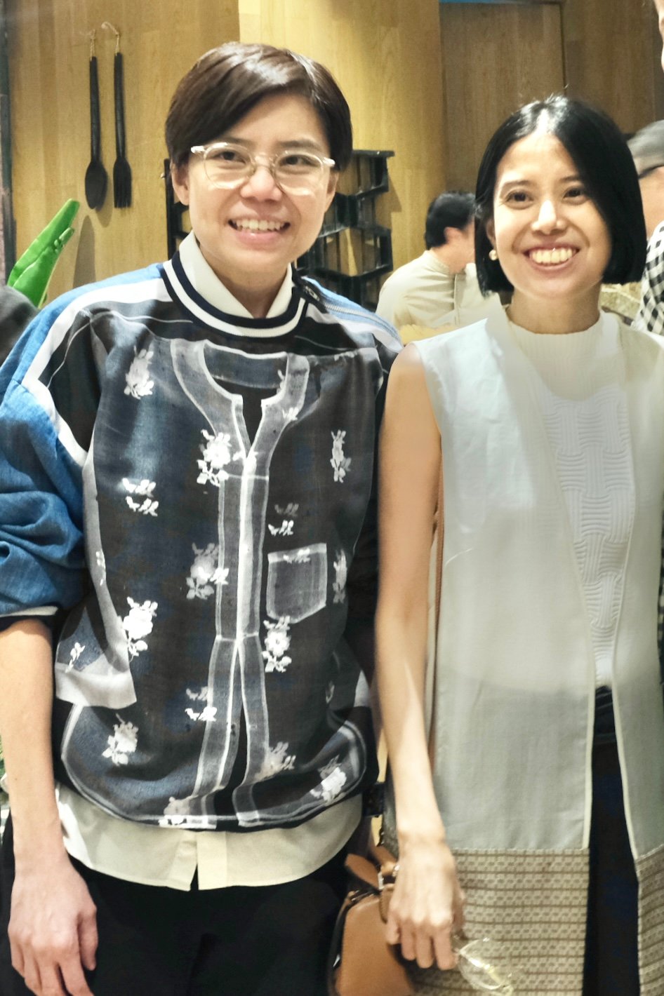 Kristine Lim and Suyen Lim Yap