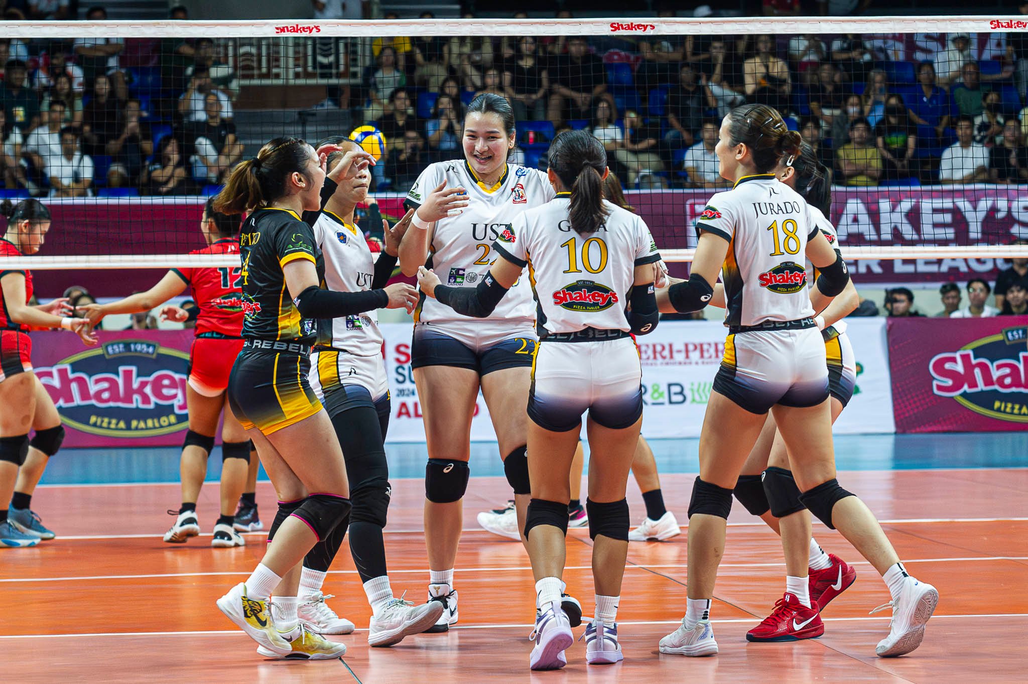 Tigresses escape Lady Warriors, sweep SSL pool play