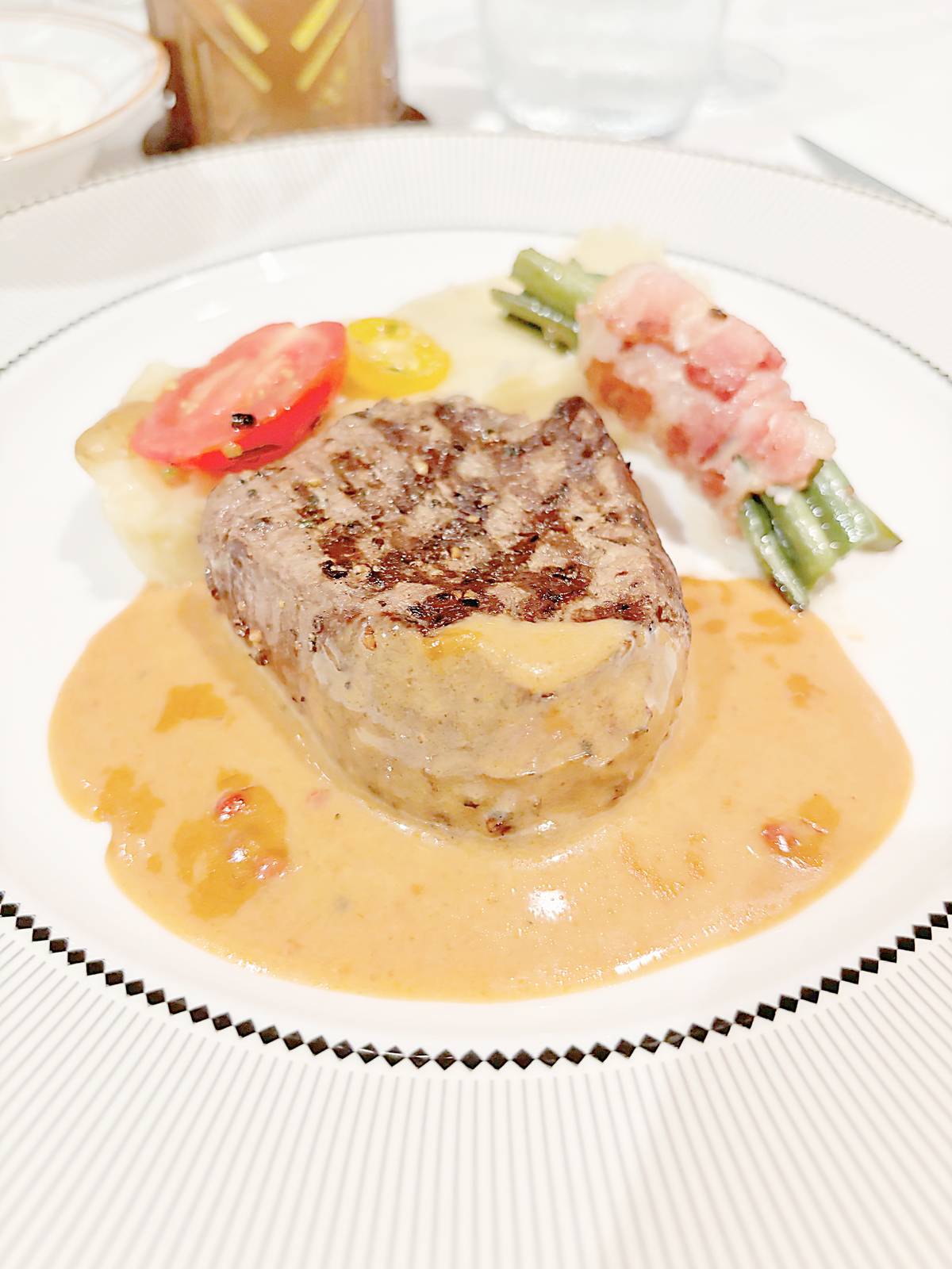 1923 Peppered Filet Mignon.