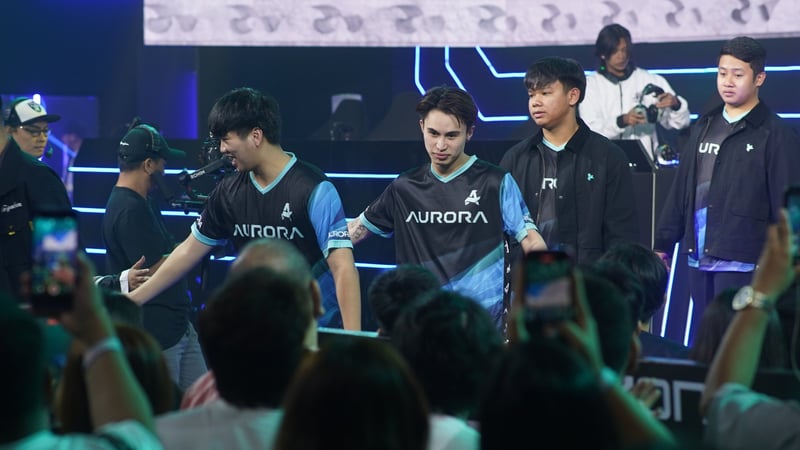 Aurora sends Team Liquid PH packing