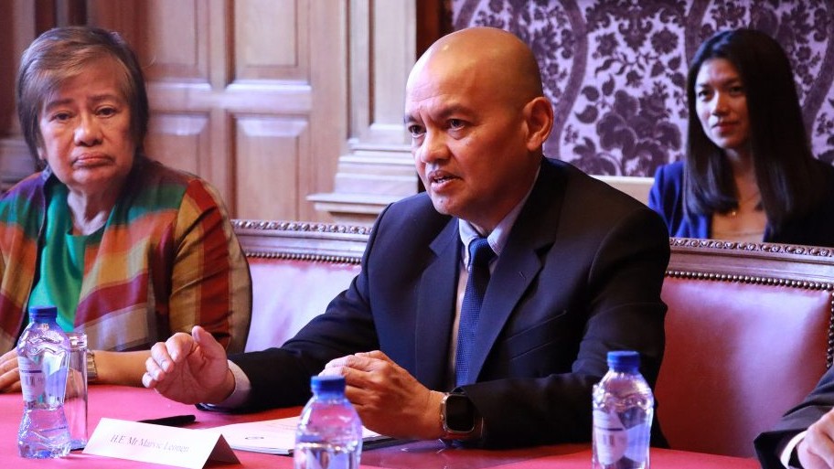 SC: Criticisms of public officers not defamatory
