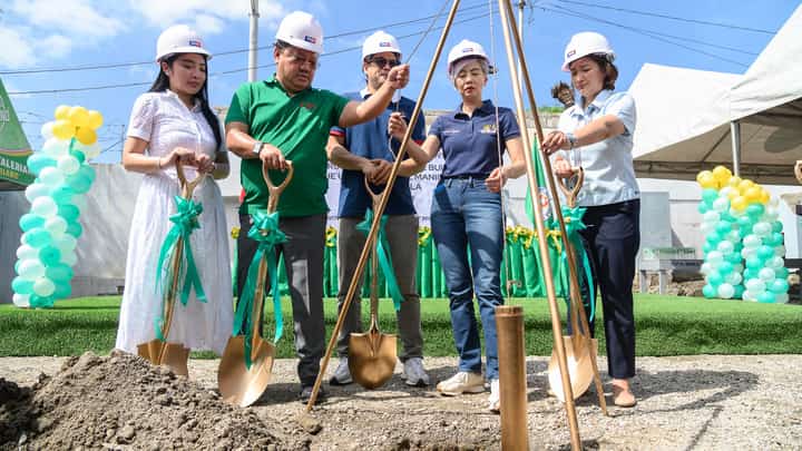 Poor Tondo students get boost