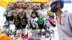 Halloween mask mania on Commonwealth Avenue