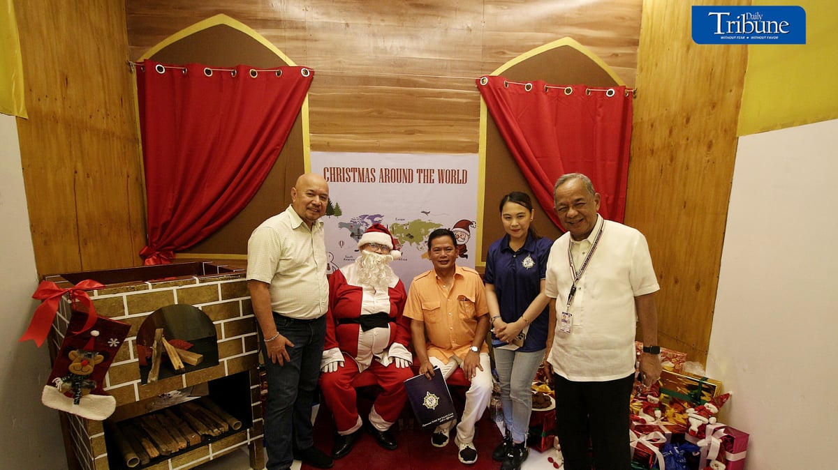 CHRISTMAS AROUND THE WORLD