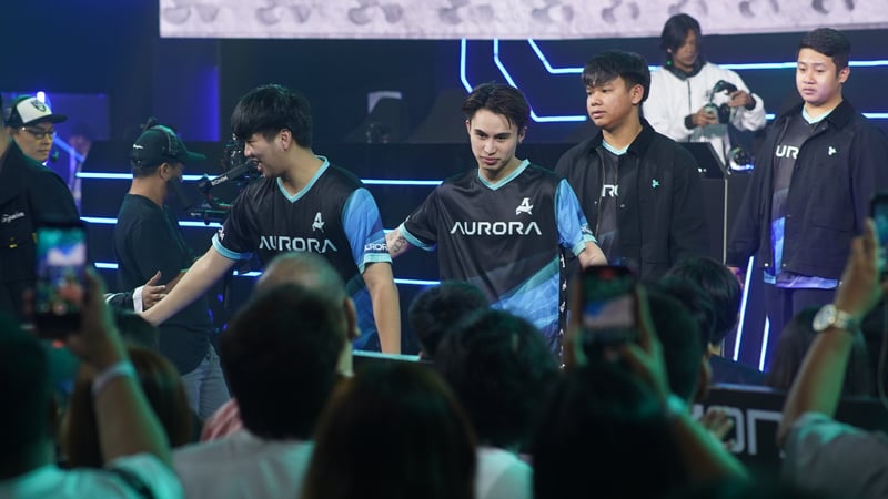 Aurora eliminates Blacklist International