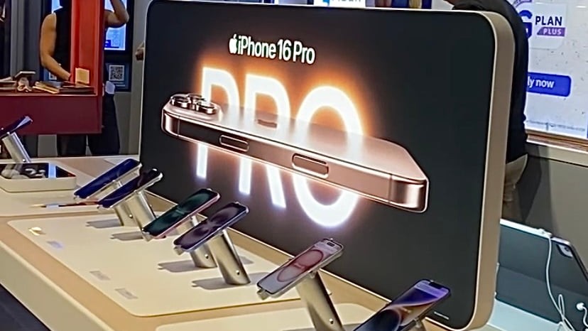 iPhone 16 series launched at BGC Globe store; exclusive promos await