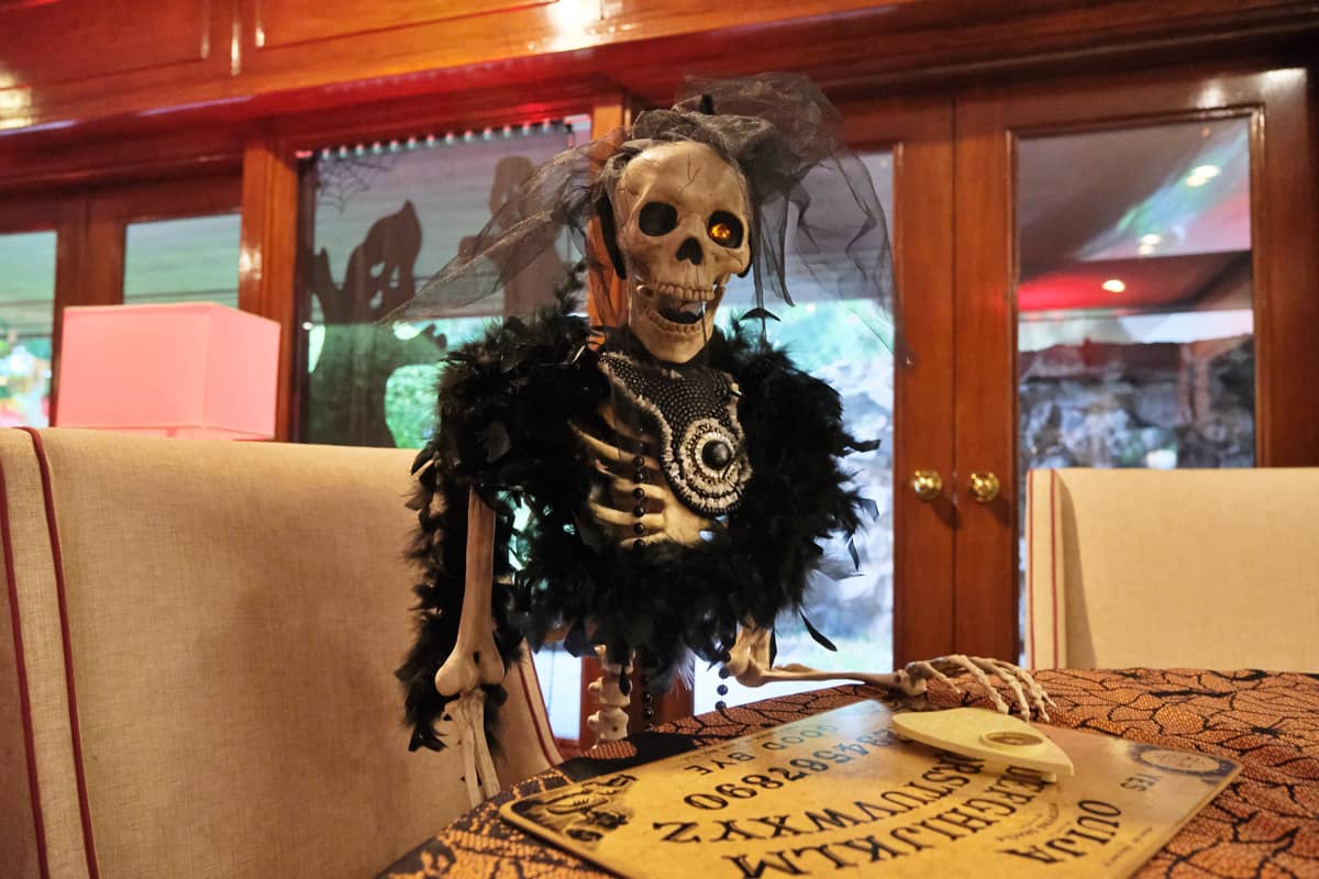Skeletons captivated both children and adults with their intricate details.
