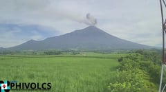 Phivolcs monitors brief episodes of gray ash over Kanlaon