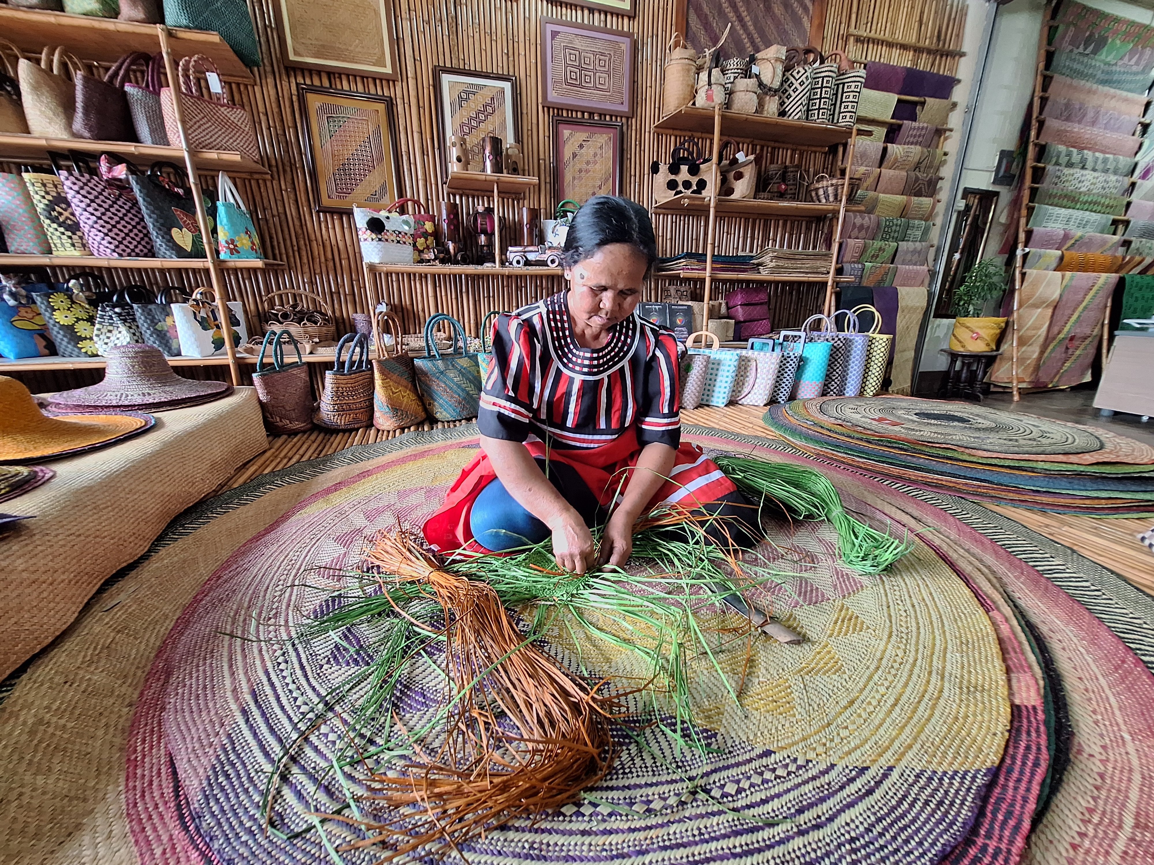 THE STORIES THAT WE WEAVE 