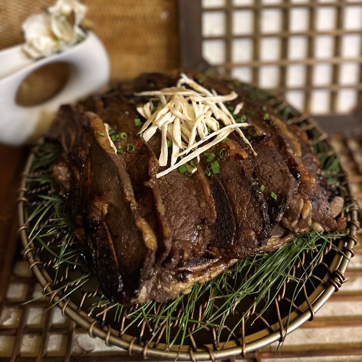 KALBIGUI, grilled soy sauce marinated beef.