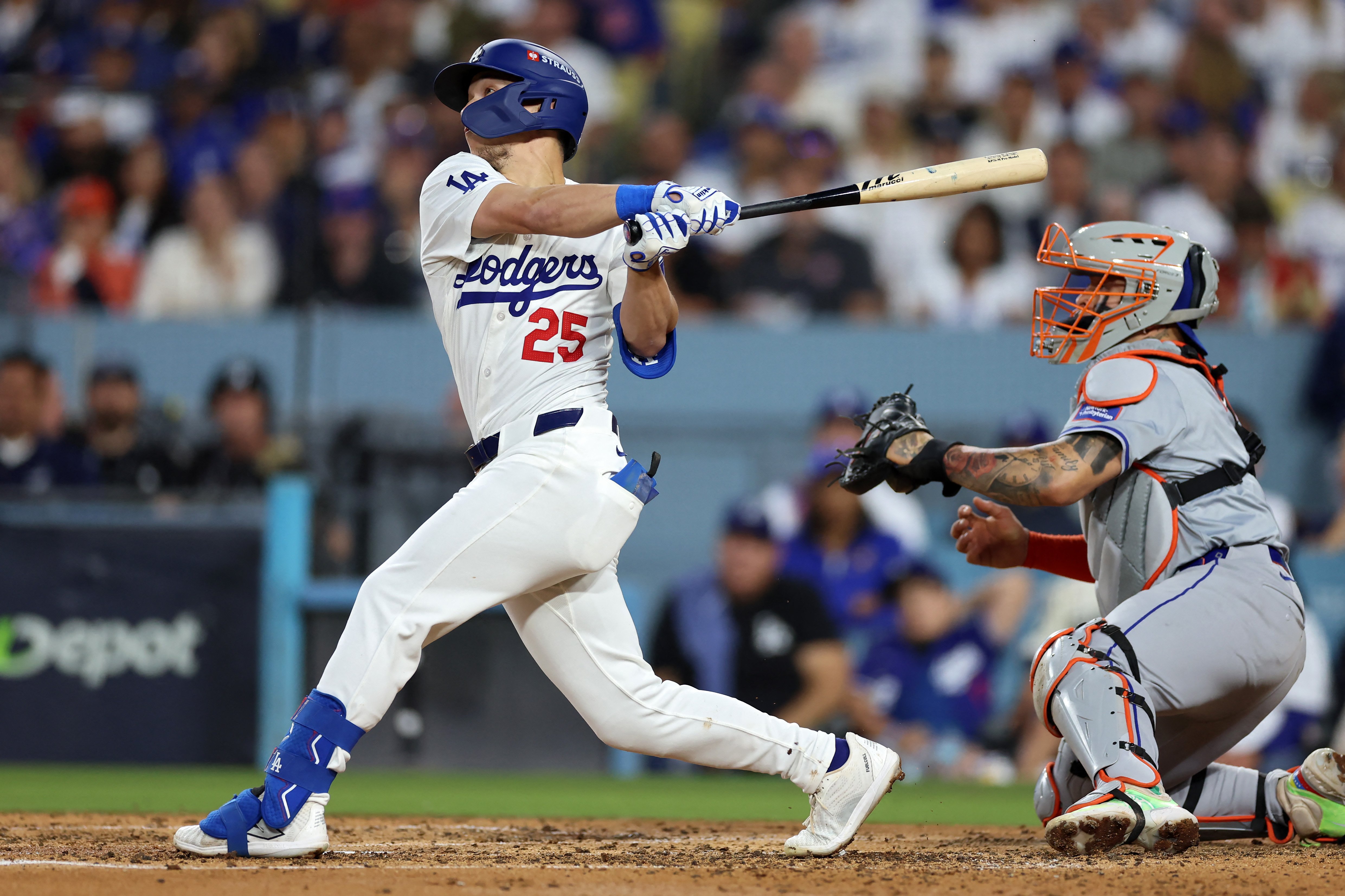 Dodgers rip Mets, set World Series duel vs Yankees
