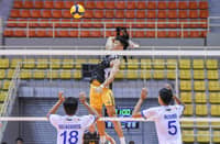 Giles Torres of Savouge launches a powerful middle attack against VNS defenders during their 2024 Spikers’ Turf Invitational Conference game at the Santa Rosa Sports Complex. The Spin Doctors prevailed, 25-16, 25-23, 25-16.