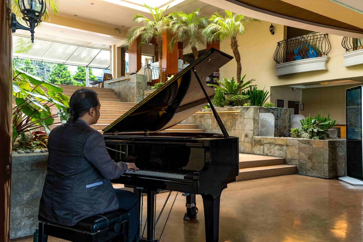 Photo courtesy of The Lake Hotel Tagaytay