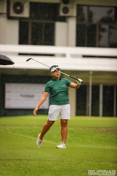 Ababa seizes early control