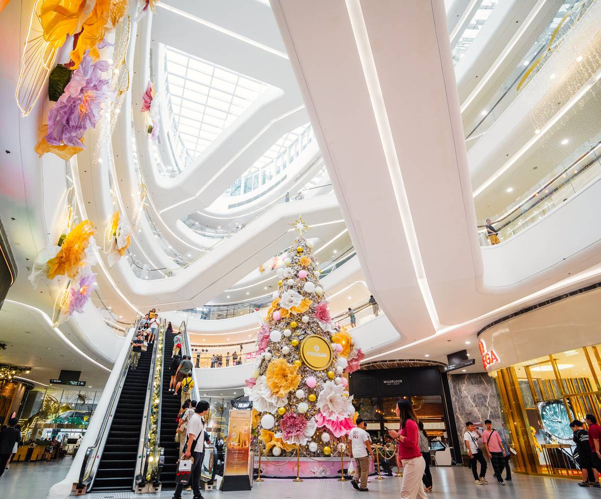 Explore the fascinating floral Christmas wonderland at SM Podium.
