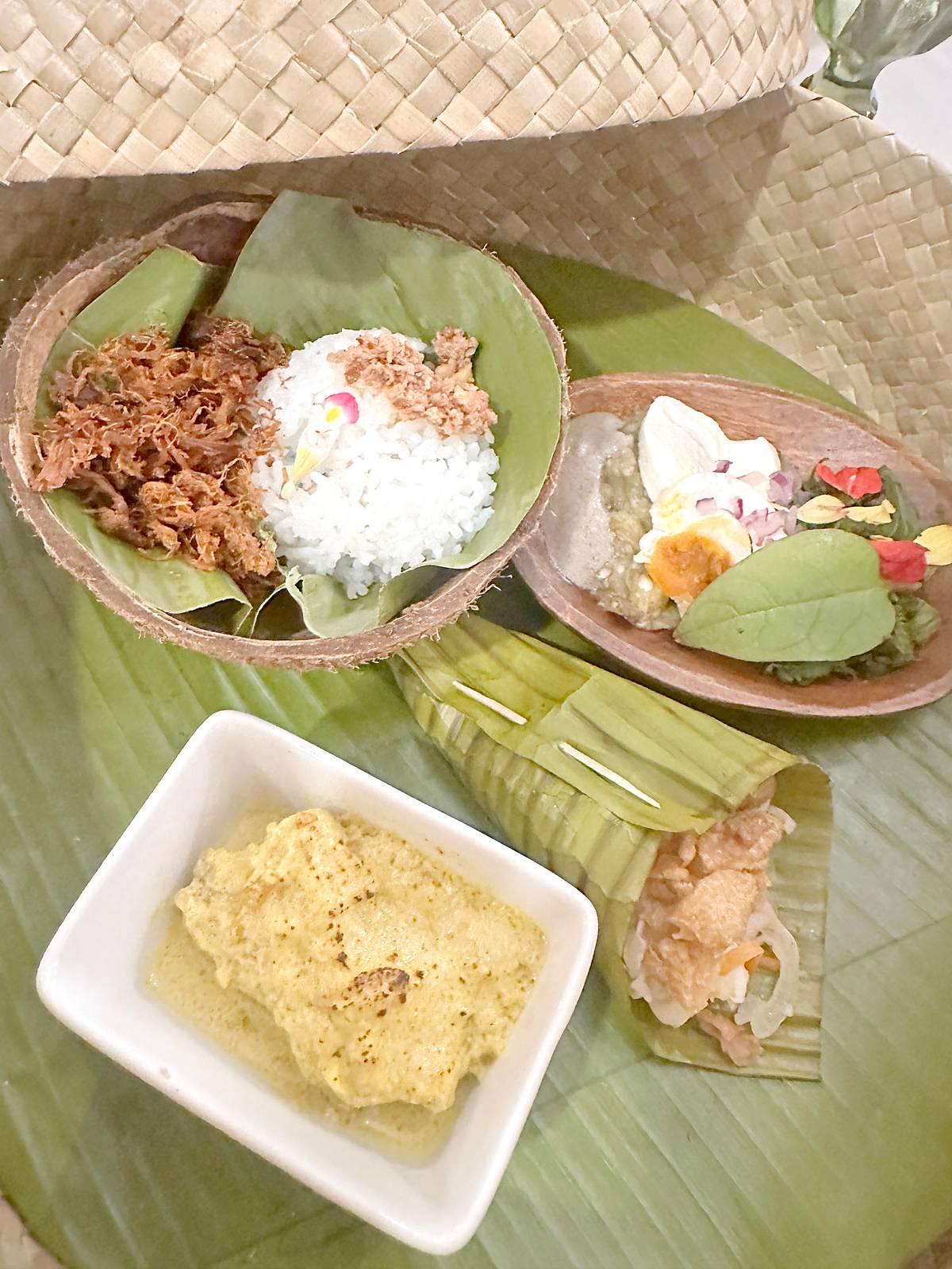 Hapag ng Lawa lunch.