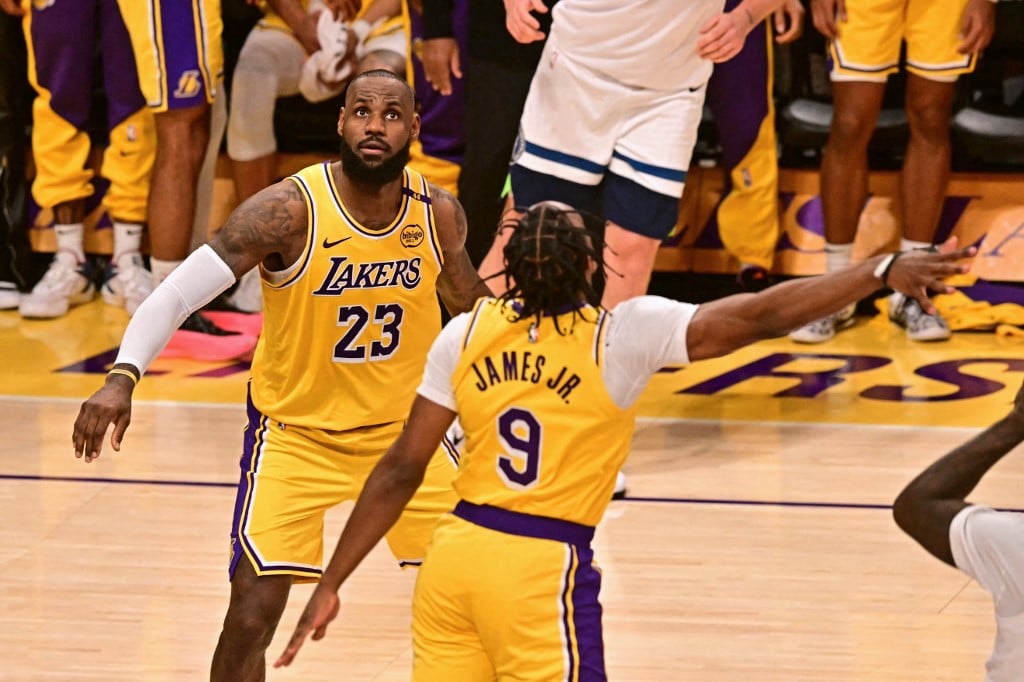 LEBRON, BRONNY GUMAWA NG KASAYSAYAN