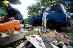 Clearing ops on Araneta Avenue