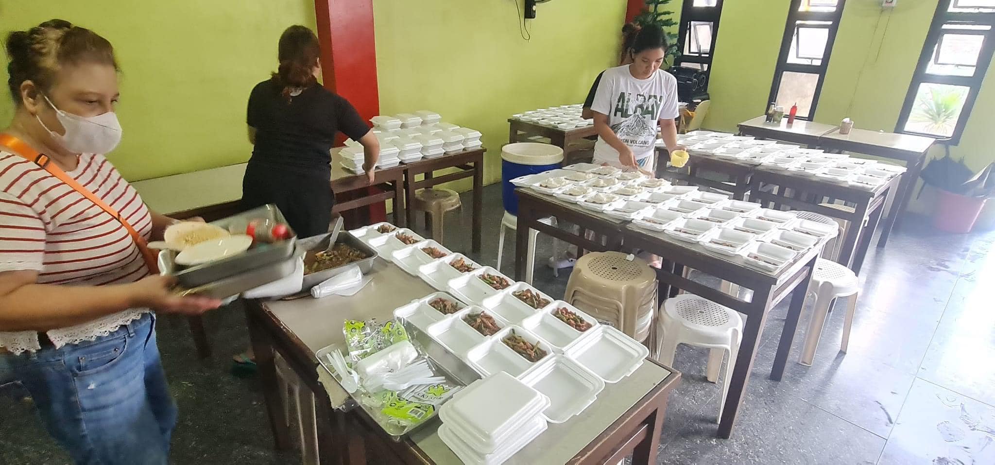 Ex-VP Robredo's Angat Buhay mobilized to aid typhoon victims