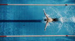 Mahmutoglu resets national swim mark