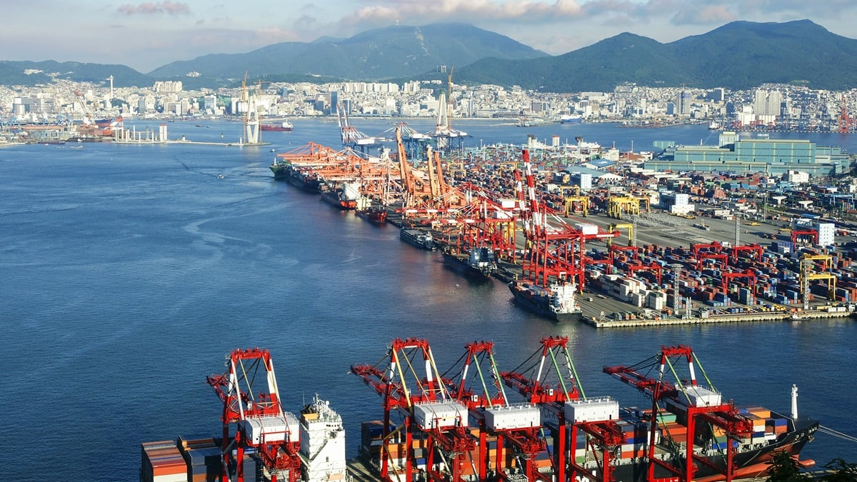 Asian maritime connectivity strong amid global upsets