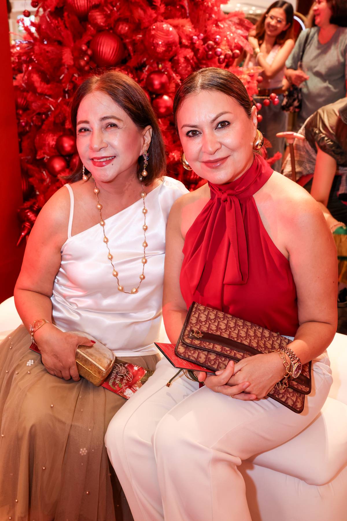 Dette Tan and Marilu Batchelor.