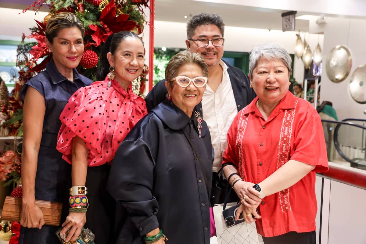 Nina Huang, Mia Borromeo, Susan Joven, George Salud and Girlie Rodis.