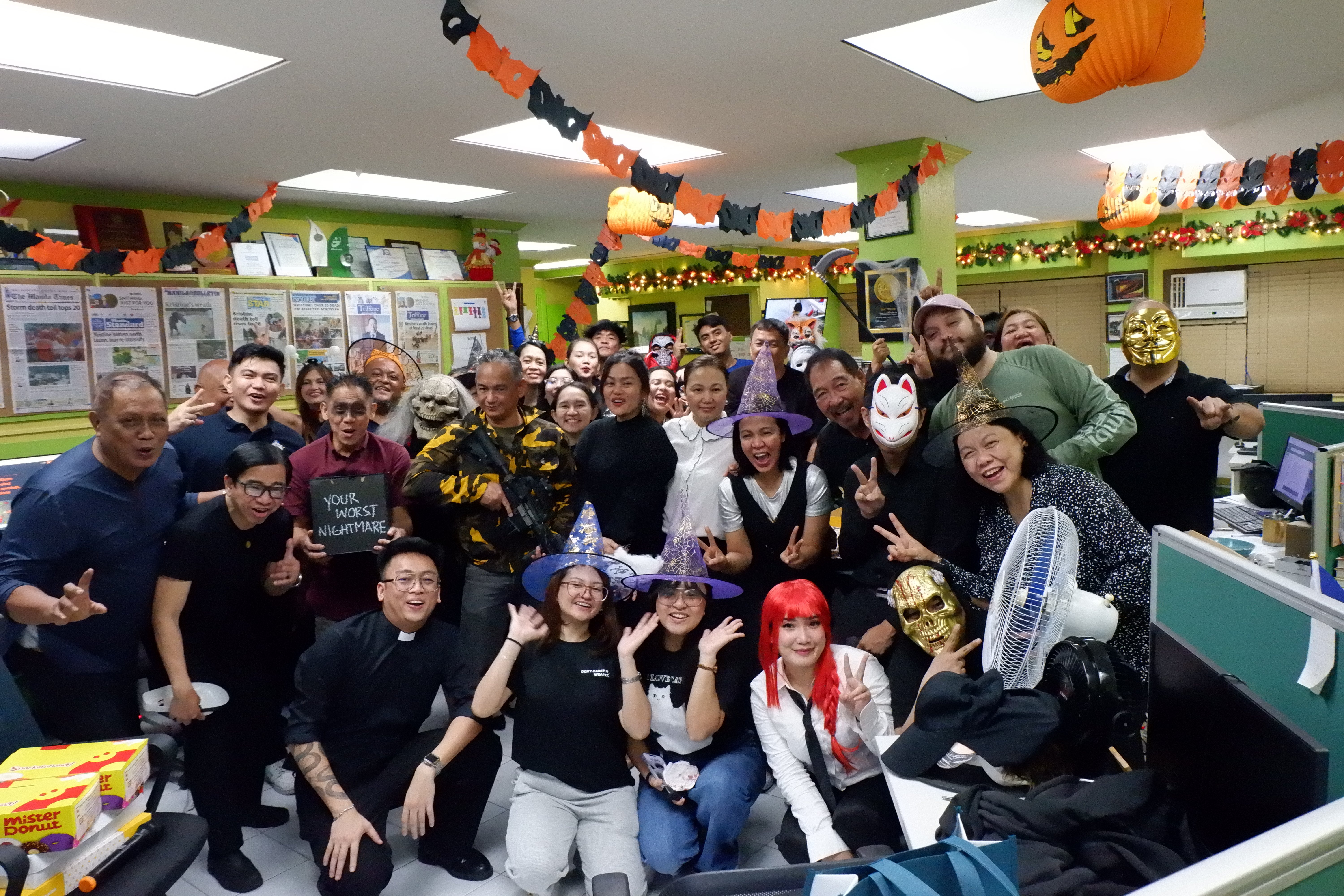 The last Friday of October saw the DAILY TRIBUNE transformed, skulls and creepy crawlies hanging on cobwebs all over the place.
