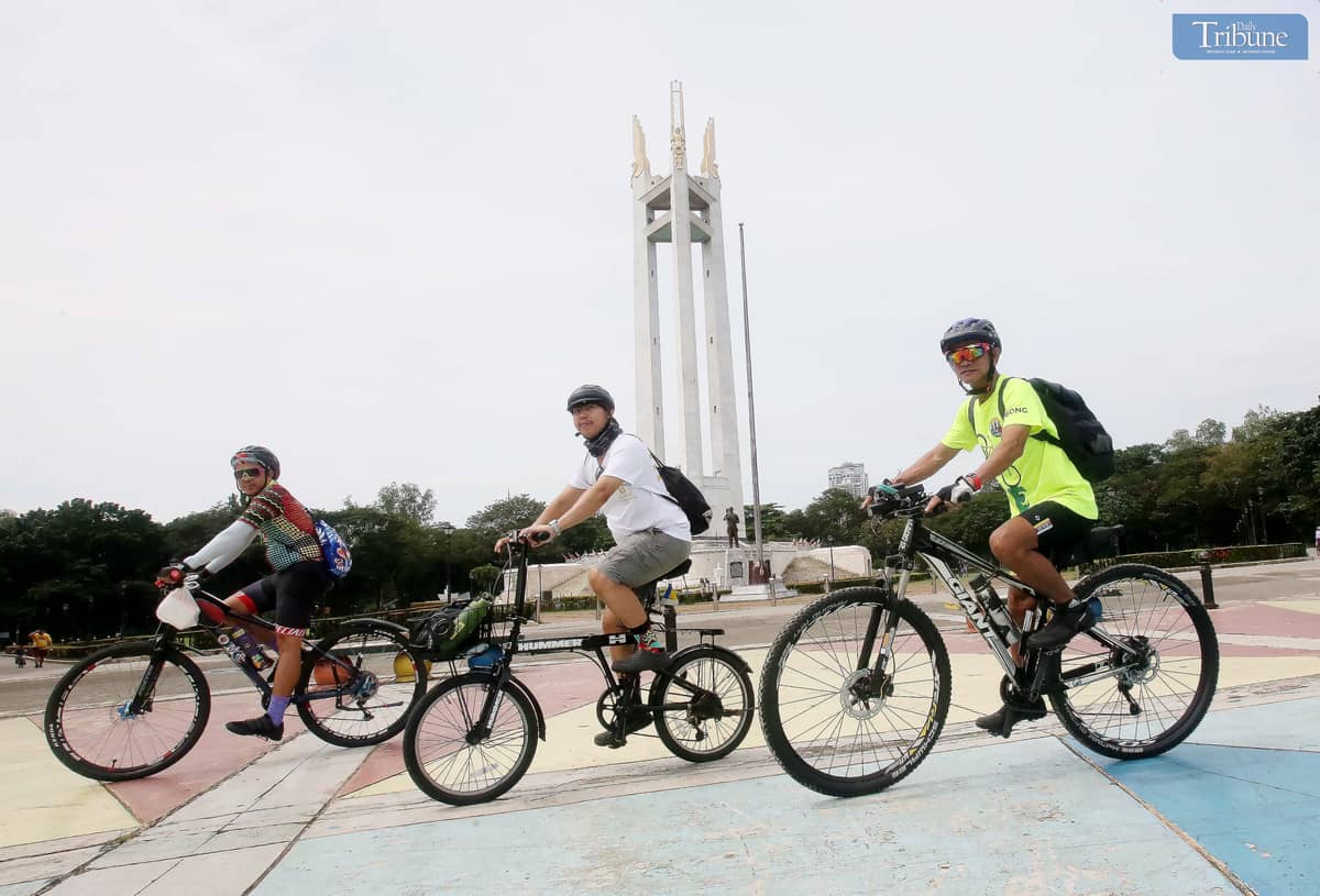 Cyclists on Sunday at Quezon City Memorial Circle.