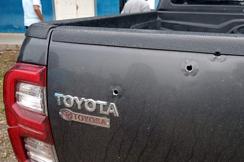 Ex-president of Bolivia blames government as shots fired at him
