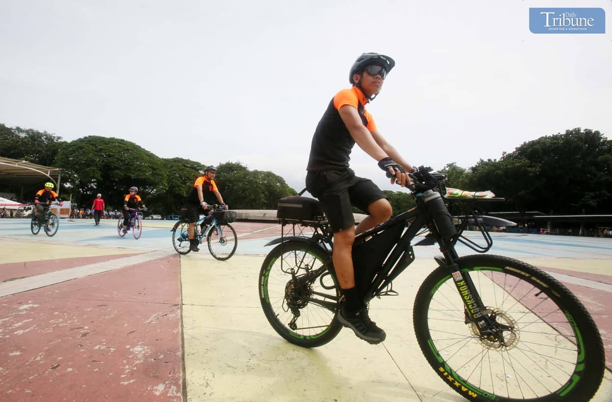 Cyclists on Sunday at Quezon City Memorial Circle.