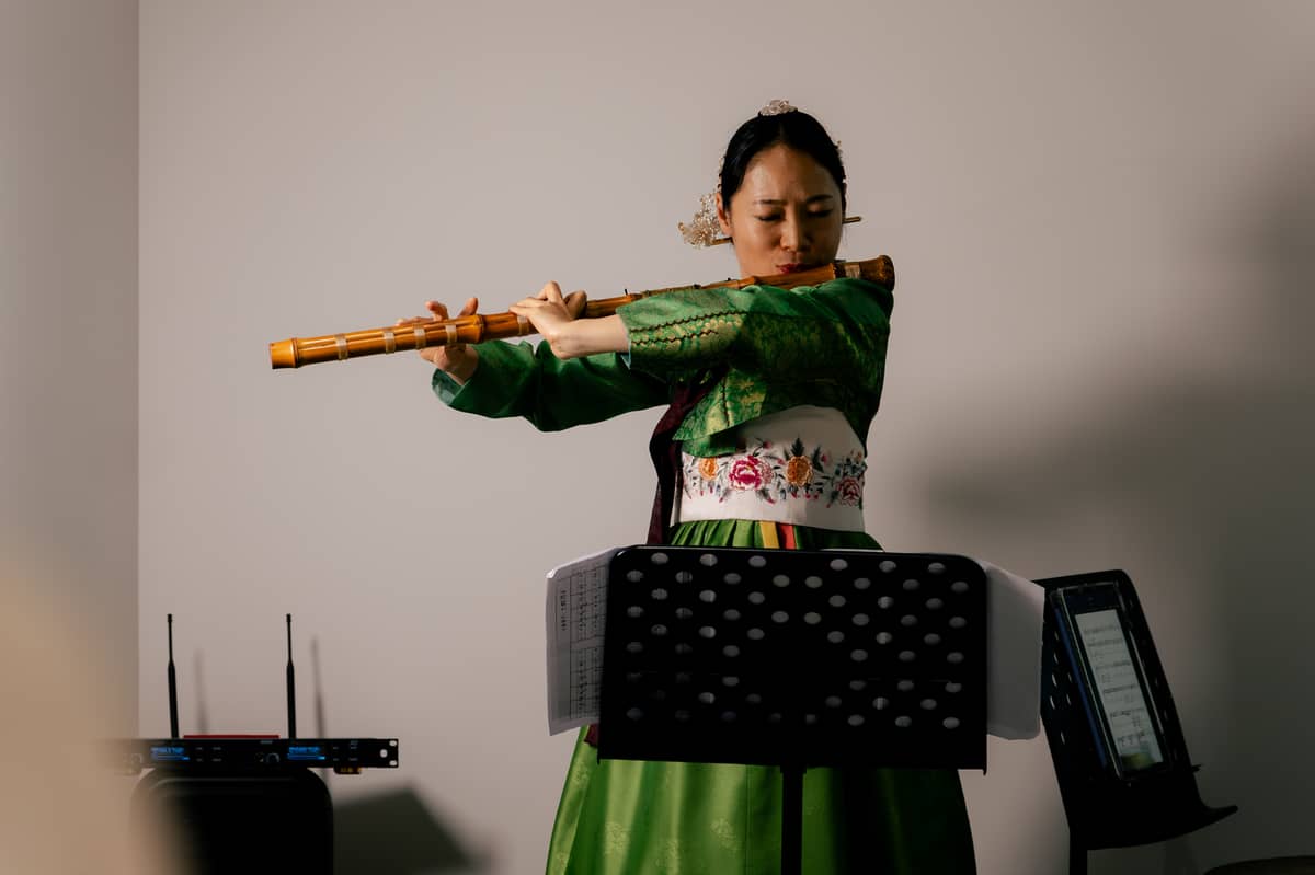 Special performance using daegeum, a Korean large bamboo flute.