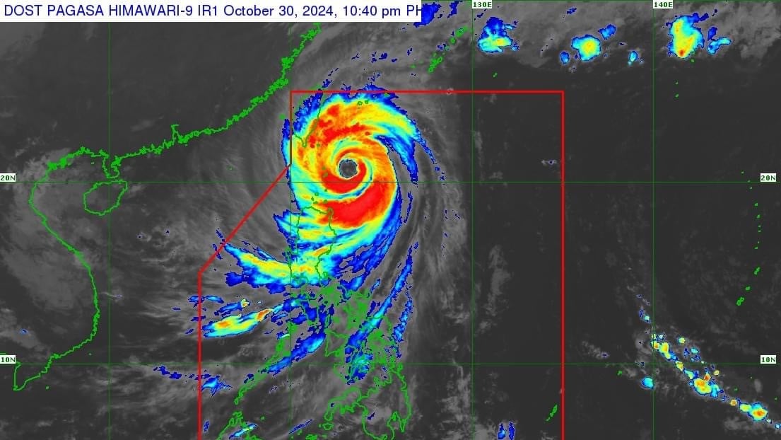 Violent weather conditions are currently being experienced in Batanes as Super Typhoon #LeonPH continues to move northwestward