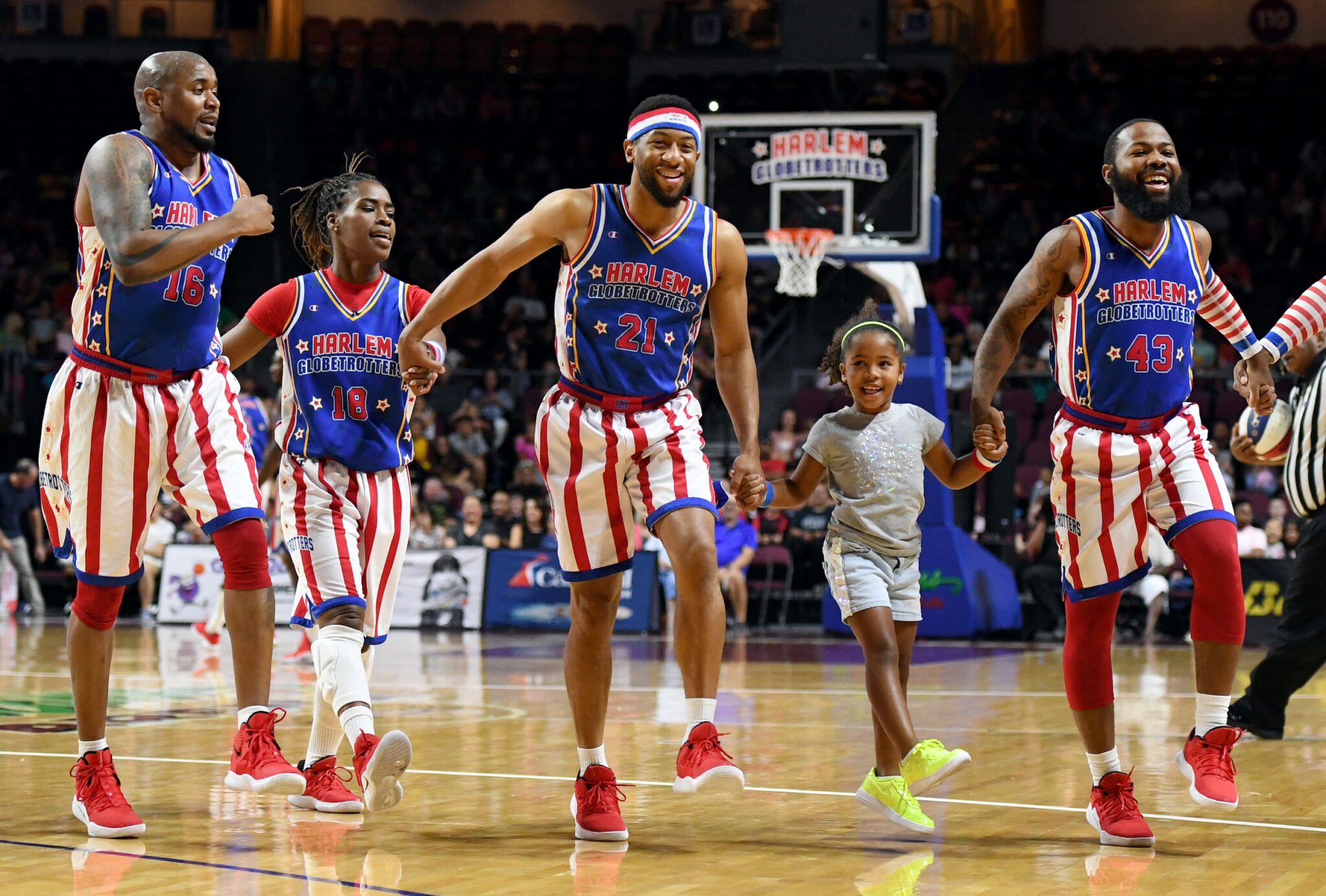 Globetrotters strut stuff in Game 4