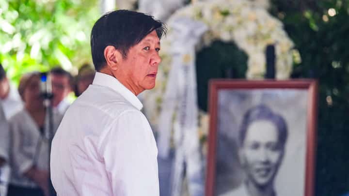 A son’s hero Vowing to continue the good his father did for Filipinos, President Ferdinand R. Marcos Jr. honored the memory of former President Ferdinand E. Marcos Sr. on All Saints’ Day, 1 November, at the Libingan ng mga Bayani.