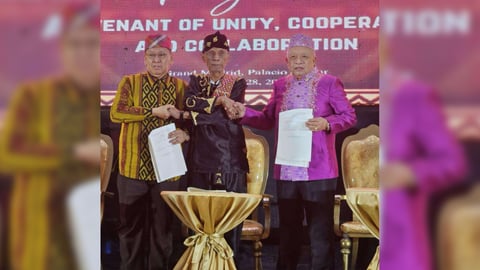 3 Sultans sign unity covenant 