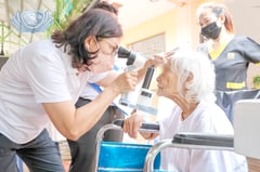 ‘Golden’ eye check benefits elderly