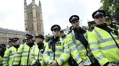 Hundreds of UK police sacked
for misconduct