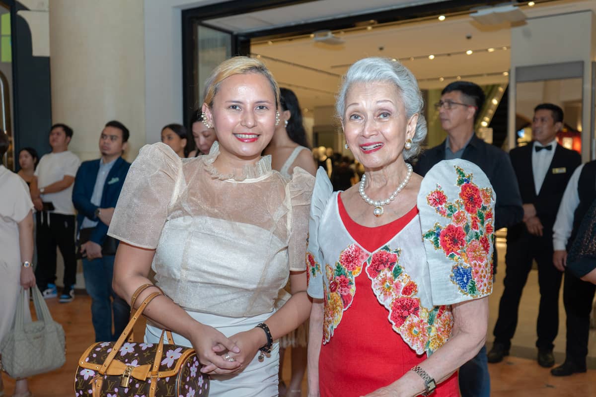 Kathy and Gloria Angara.
